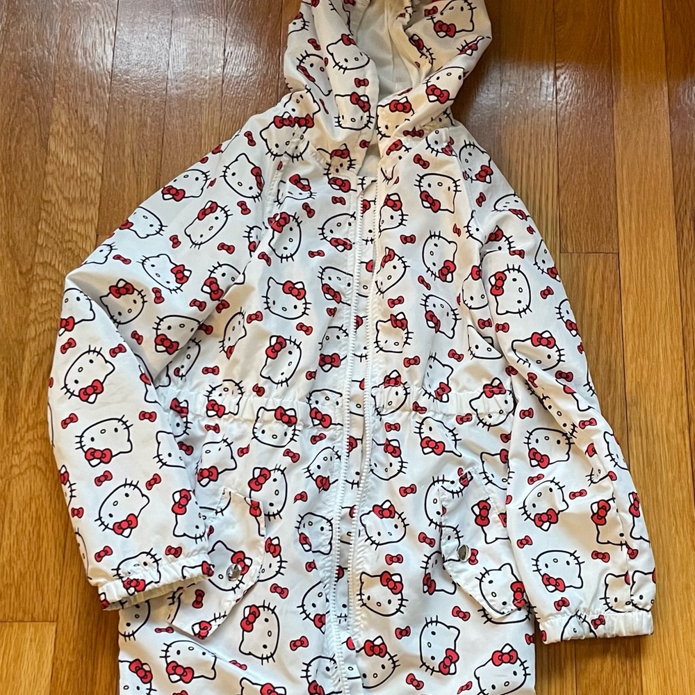 Sanrio White Polyester Apparel